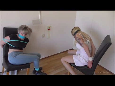 ❤️ Süchteg / gebonnen a geknallt / Dame an Nout ️ Porno bei eis ❌️