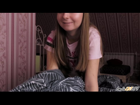❤️ Blondie suckelt hir BFF's déif a kritt Cum an hirem Mond ️ Porno bei eis ❌️